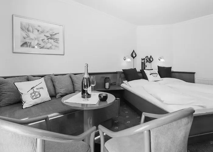 Hotel24steps אישגל