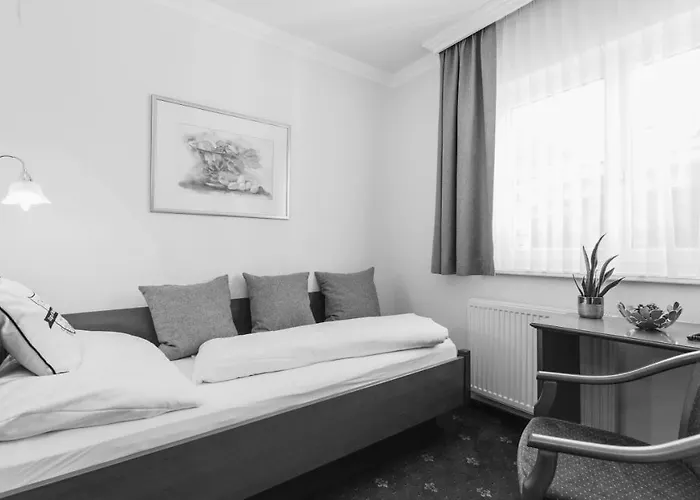 Hotel24steps מלון אישגל